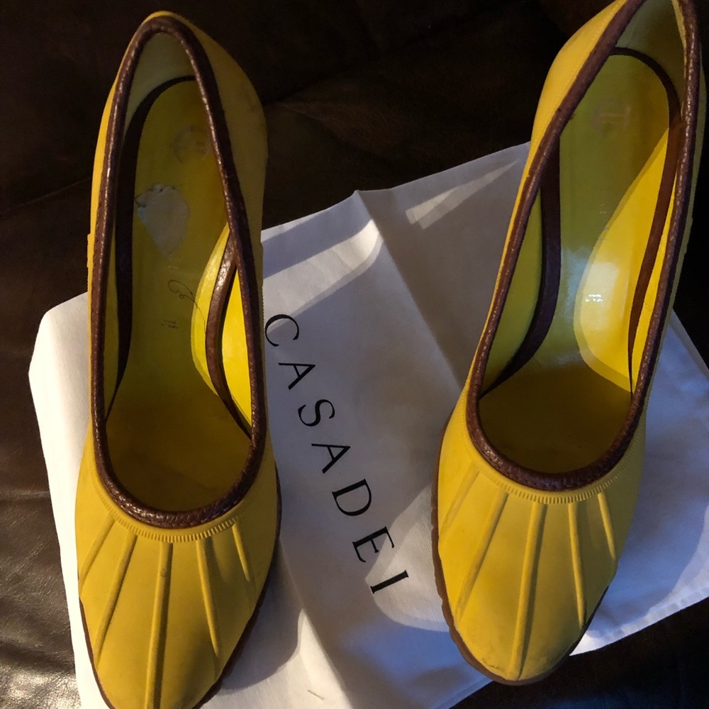 Yellow Sexy Italy Rain Shoes💯✔️